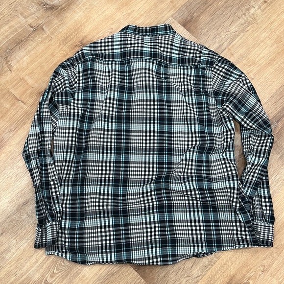 Wrangler | Plaid Button Down Shirt - Picture 5 of 5